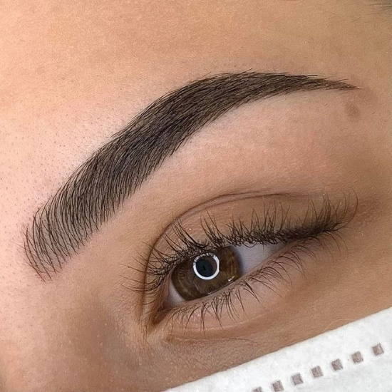 Soft shading, maquillage permanent paris, maquillage sourcils paris, tatouage sourcils paris, browty paris, shading paris, maquillage semi permanent, powder brows, restructuration sourcils, cover tatouage sourcils, rattrapage ancienne pigmentation